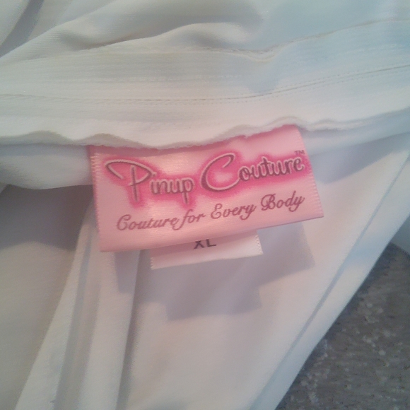 Pinup couture white Eva dress - Picture 2 of 2